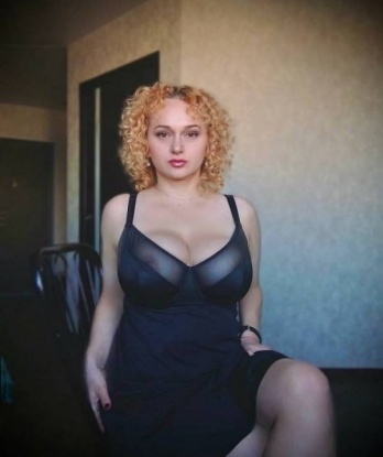 Со мной ты сможешь испытать все, о чем тайно мечтал. У меня немало возможностей, которые помогут сделать твои фантазии реальностью.
🔥 Я живу в Москве и с удовольствием приглашу тебя к себе в уютную обстановку, где мы сможем насладиться интимом на полную катушку. Обожаю эксперименты и готова попробовать что угодно, чтобы удовлетворить твои желания.
📸 Мои фото настоящие, это видно по отзывам довольных клиентов. Я знаю, как доставить удовольствие и подарить тебе незабываемые эмоции.
💋 Заходи ко мне в гости, и я обещаю, что ты не пожалеешь о проведенном времени со мной. Доверься мне, и я сделаю все возможное, чтобы ты почувствовал себя настоящим счастливчиком. Жду тебя! Ева